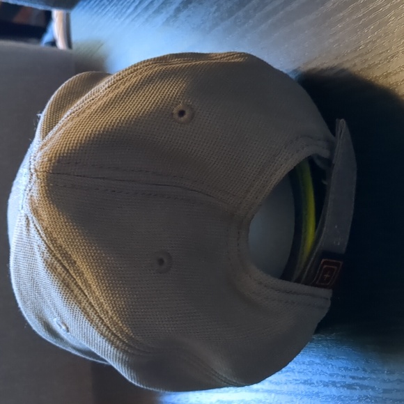 Brand new 5.11 adjustable baseball hat. 2014 marked. - Picture 6 of 8